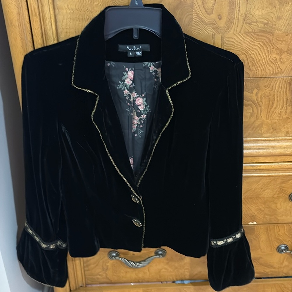 Women’s fancy blazer